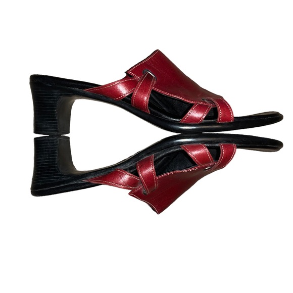 Munro Shoes - Munro Low Heel Dark Red